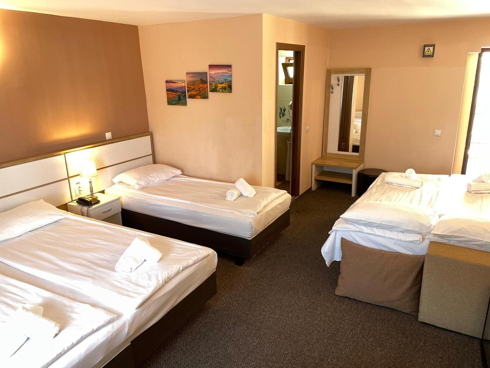 Long Street Hotel Μπρασόβ Δωμάτιο φωτογραφία