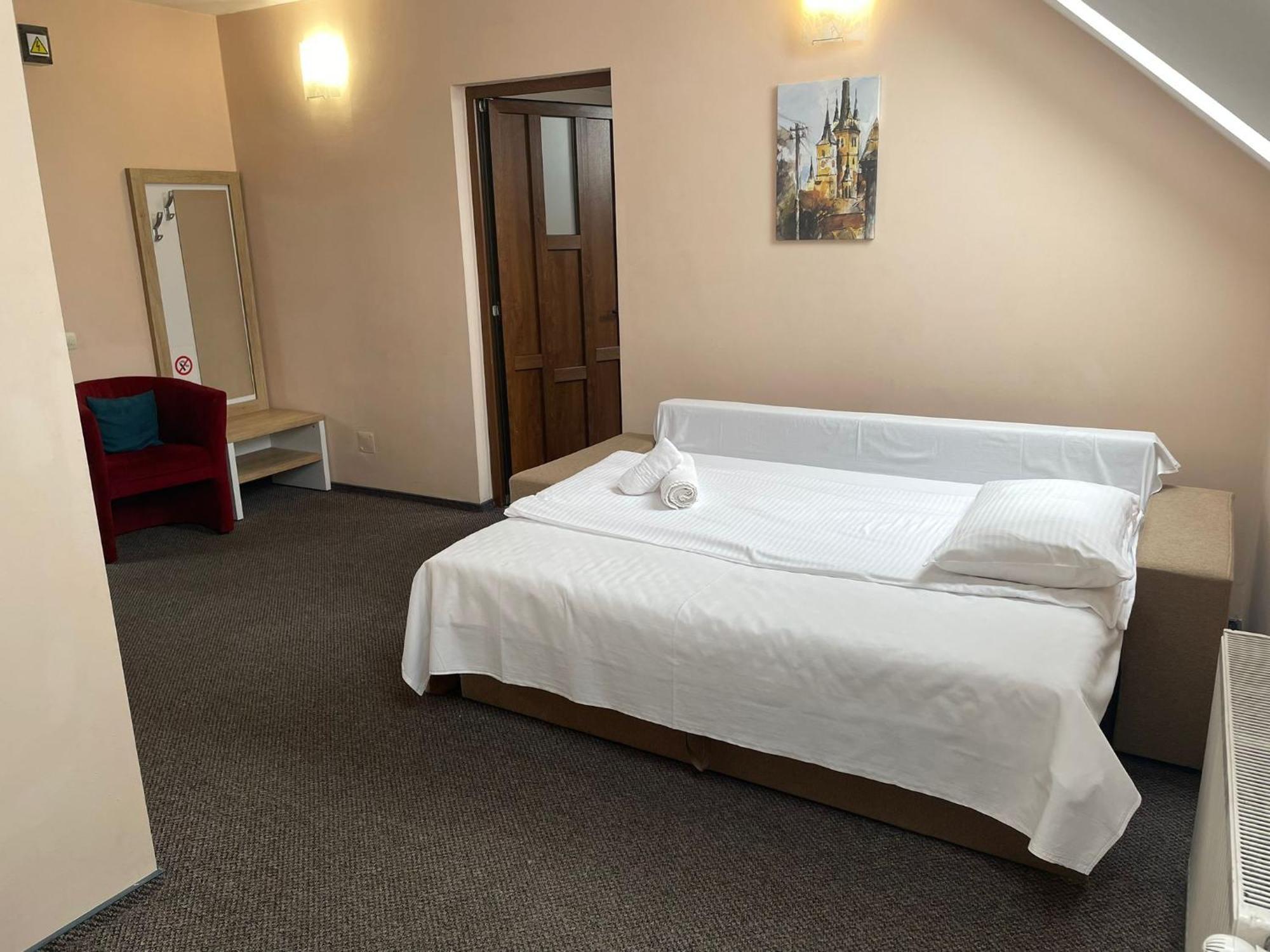 Long Street Hotel Μπρασόβ Δωμάτιο φωτογραφία