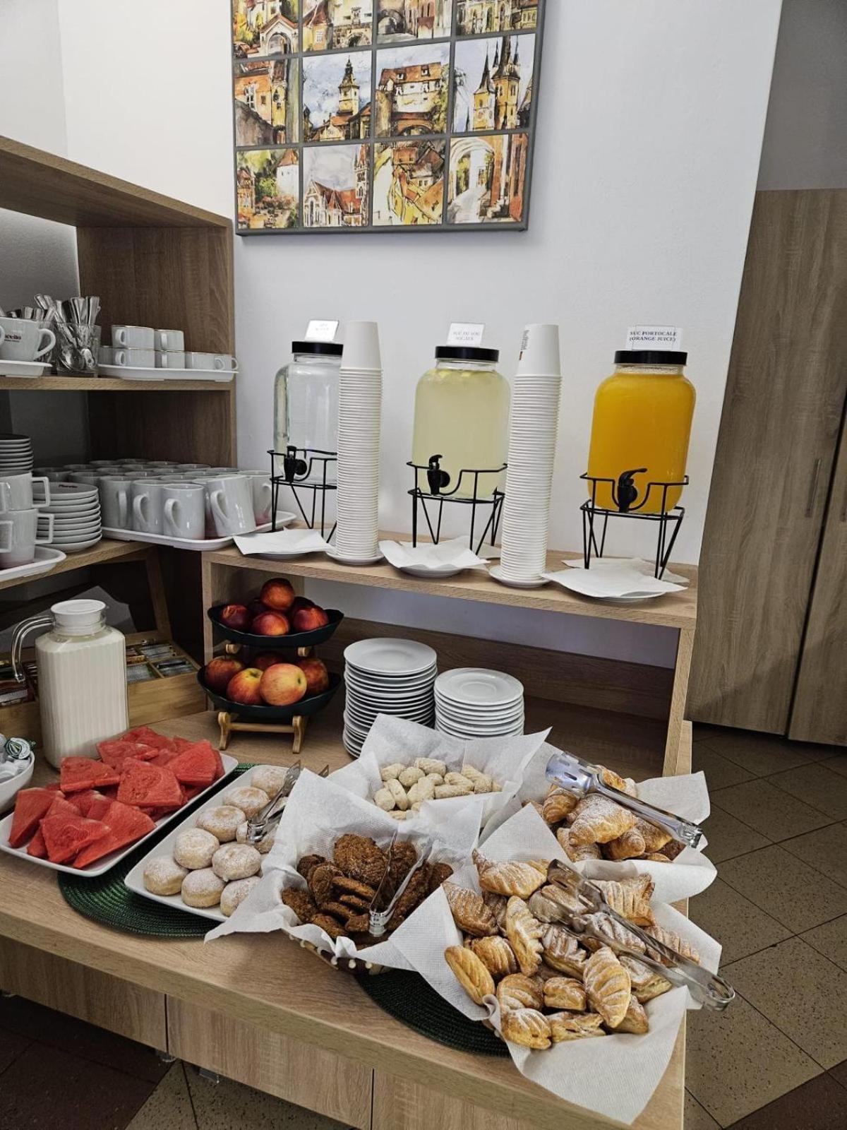 Long Street Hotel Μπρασόβ Δωμάτιο φωτογραφία